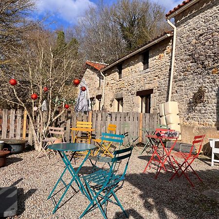 شقة Le Plantier 1 Beaulieu-sur-Sonnette المظهر الخارجي الصورة